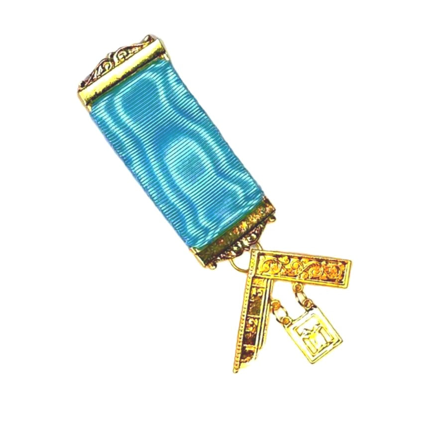 CRAFT PAST MASTERS BREAST JEWEL